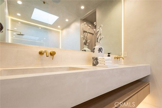 5205 Etiwanda, Tarzana (los Angeles), CA 91356