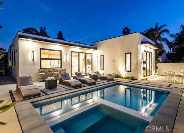 5205 Etiwanda, Tarzana (los Angeles), CA 91356