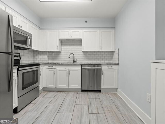 2870 Pharr Court South NW 601, Atlanta, GA 30305