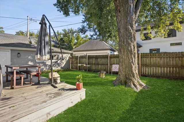 644 W Hinsdale Avenue, Hinsdale, IL 60521