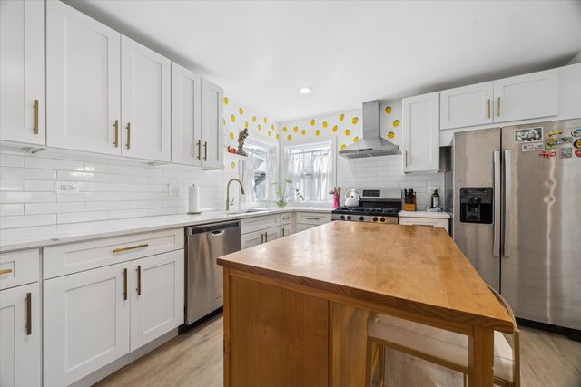 644 W Hinsdale Avenue, Hinsdale, IL 60521