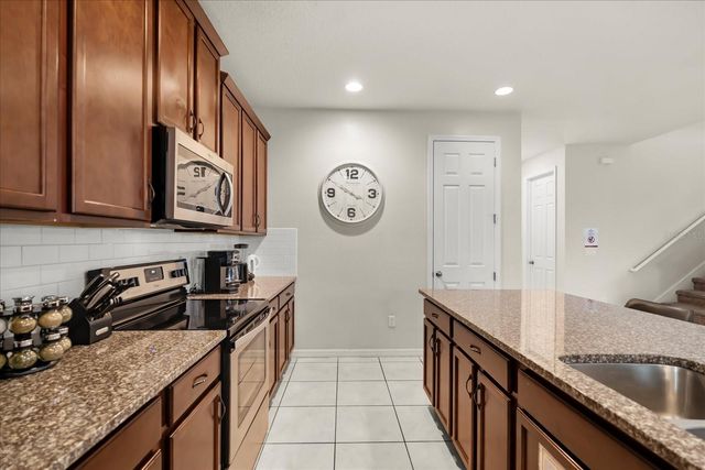 1528 NASSAU POINT TRAIL, Kissimmee, FL 34747