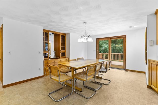 730 Lindsey St, Attleboro, MA 02703