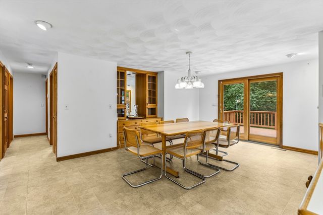 730 Lindsey St, Attleboro, MA 02703