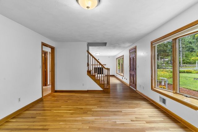730 Lindsey St, Attleboro, MA 02703