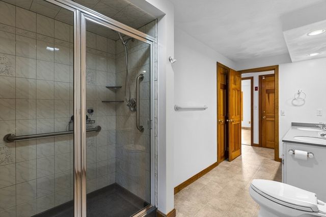 730 Lindsey St, Attleboro, MA 02703