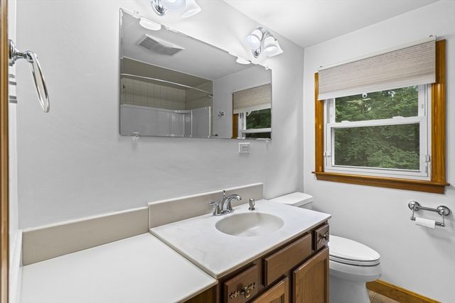 730 Lindsey St, Attleboro, MA 02703
