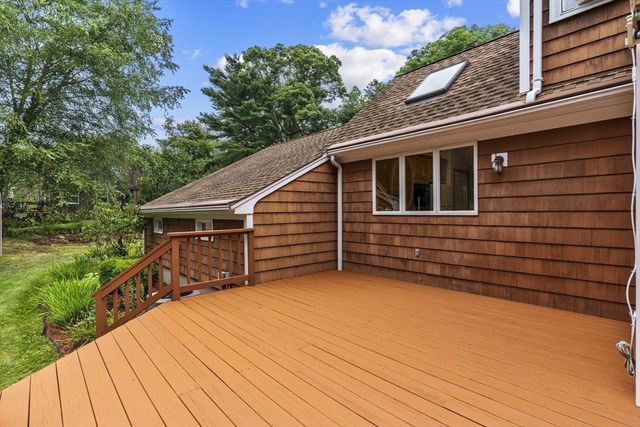 730 Lindsey St, Attleboro, MA 02703