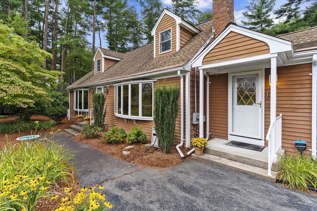 730 Lindsey St, Attleboro, MA 02703