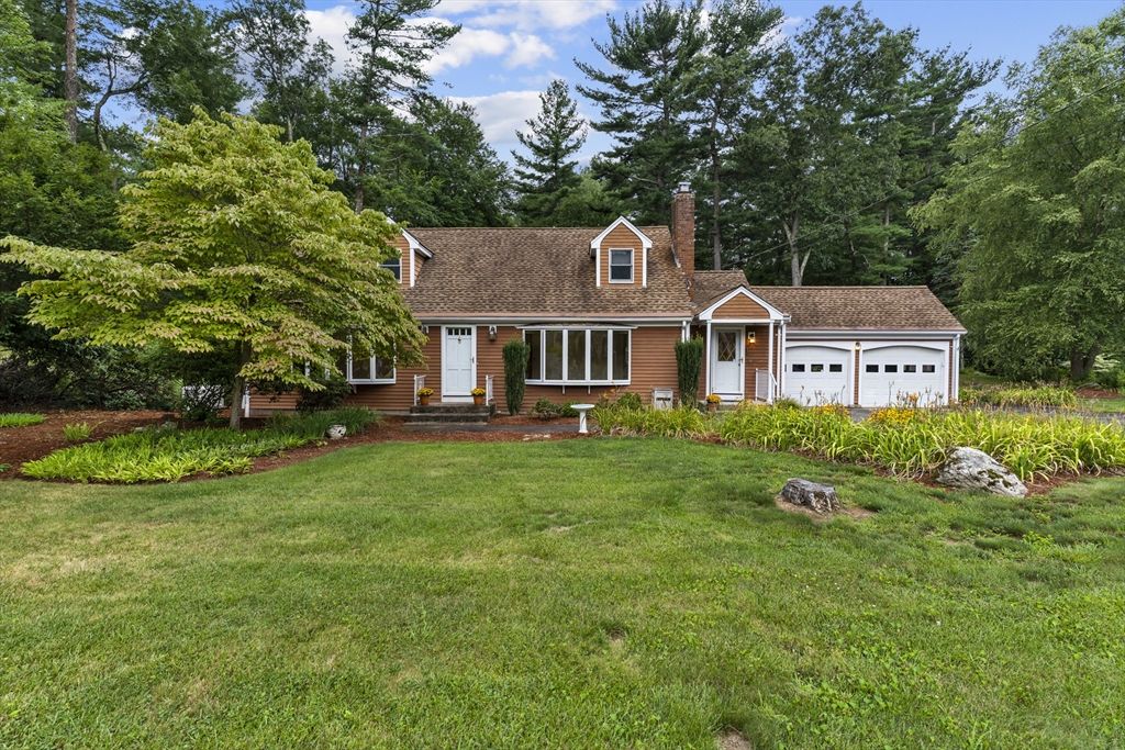 730 Lindsey St, Attleboro, MA 02703