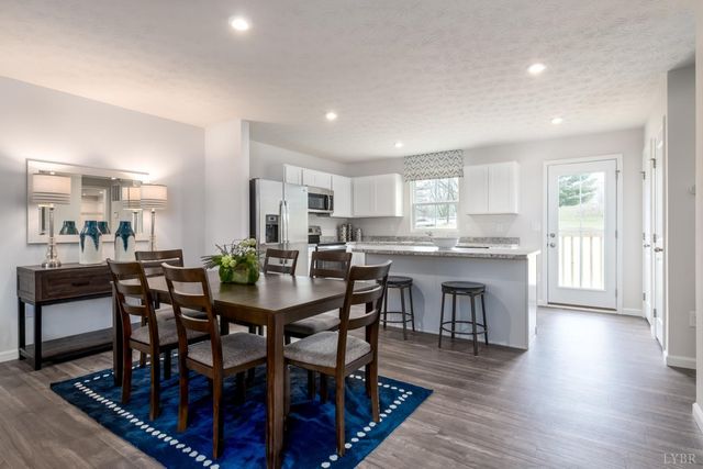 1180 Crossing Court, Bedford, VA 24523