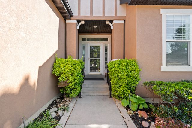 1443 W IRON PORT DR, South Jordan, UT 84095