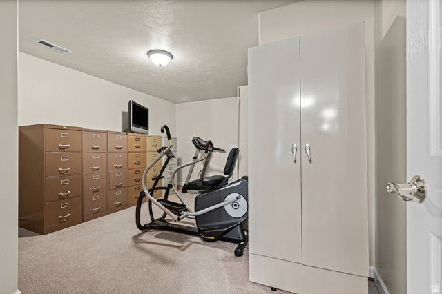 1443 W IRON PORT DR, South Jordan, UT 84095