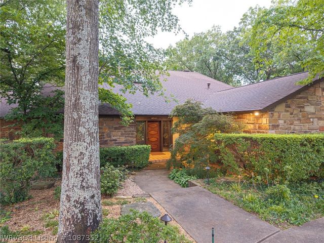 8301 Mile Tree Drive, Fort Smith, AR 72903