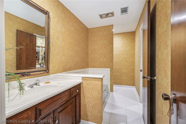 8301 Mile Tree Drive, Fort Smith, AR 72903