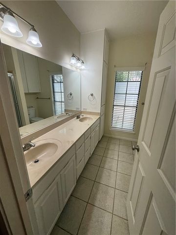 7649 Dallas St, Corpus Christi, TX 78413