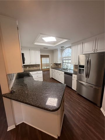 7649 Dallas St, Corpus Christi, TX 78413
