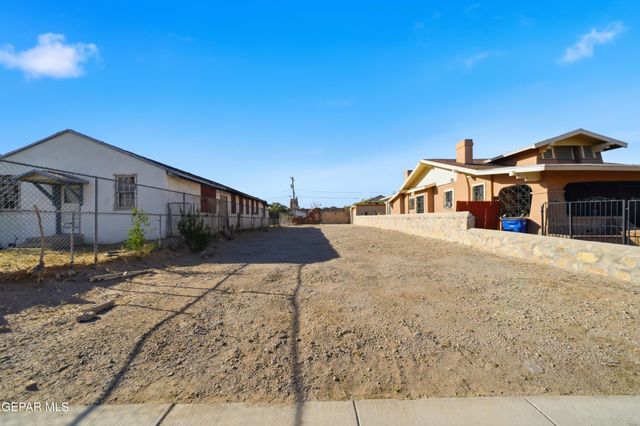 3812 TROWBRIDGE Drive, El Paso, TX 79903