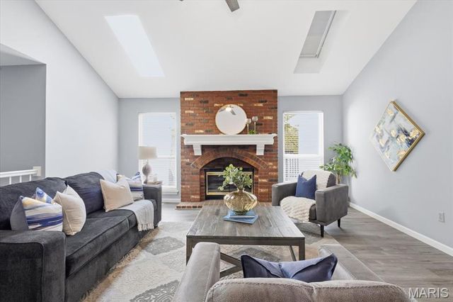 1718 Pheasant Run Drive, Maryland Heights, MO 63043