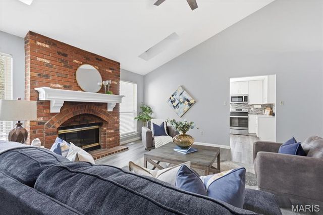 1718 Pheasant Run Drive, Maryland Heights, MO 63043