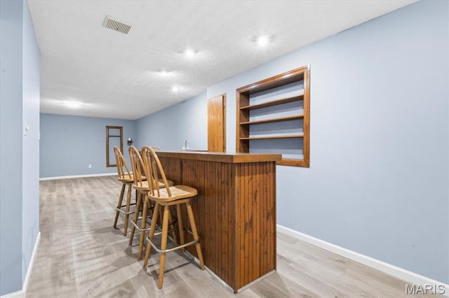 1718 Pheasant Run Drive, Maryland Heights, MO 63043