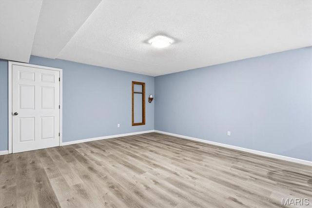 1718 Pheasant Run Drive, Maryland Heights, MO 63043