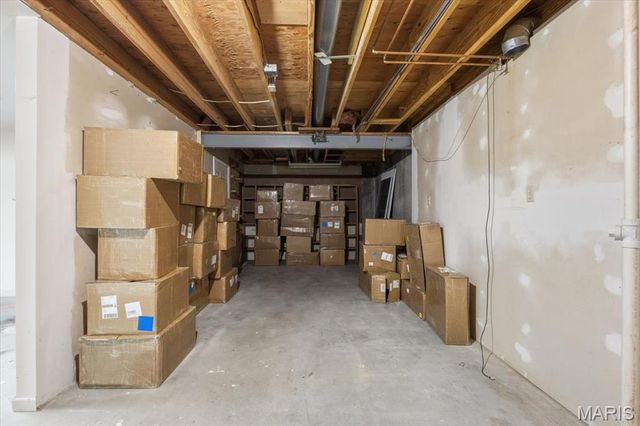 1718 Pheasant Run Drive, Maryland Heights, MO 63043