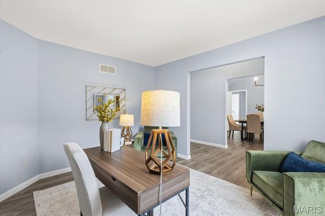 1718 Pheasant Run Drive, Maryland Heights, MO 63043