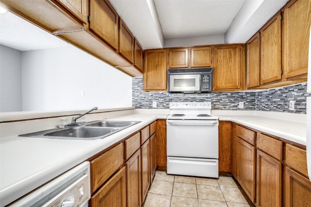 6108 Abrams Road 118, Dallas, TX 75231