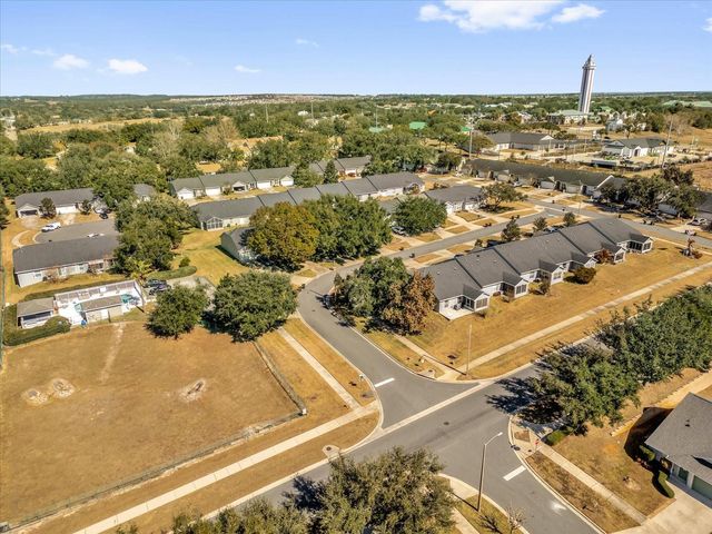 682 LEXINGTON DRIVE, Clermont, FL 34711