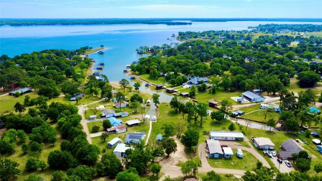 131 Elaina Drive, Trinidad, TX 75163