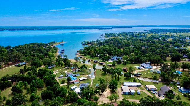131 Elaina Drive, Trinidad, TX 75163