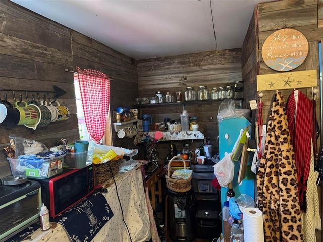 8249 Soapberry Lane, Plantersville, TX 77363