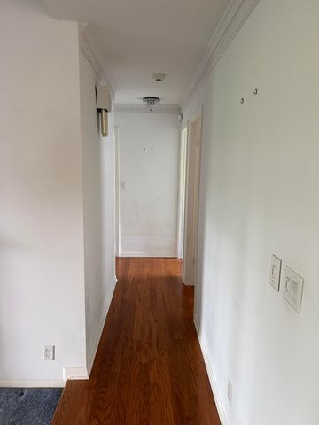 10522 Greenbriar Court, Boca Raton, FL 33498