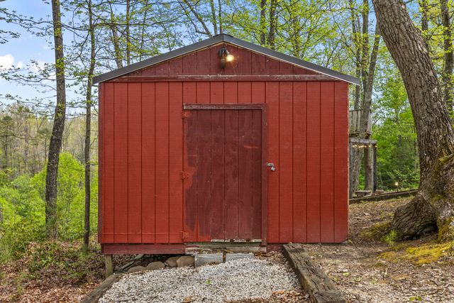 241 Canyon Ridge Road, Wellington, KY 40387