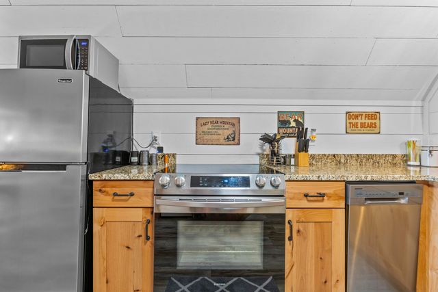 241 Canyon Ridge Road, Wellington, KY 40387