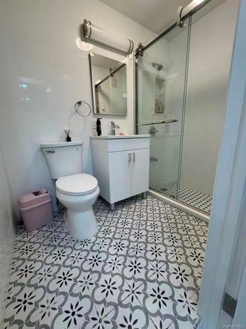41-25 kissena Boulevard unit 6HH, Flushing, NY 11355