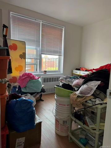 41-25 kissena Boulevard unit 6HH, Flushing, NY 11355