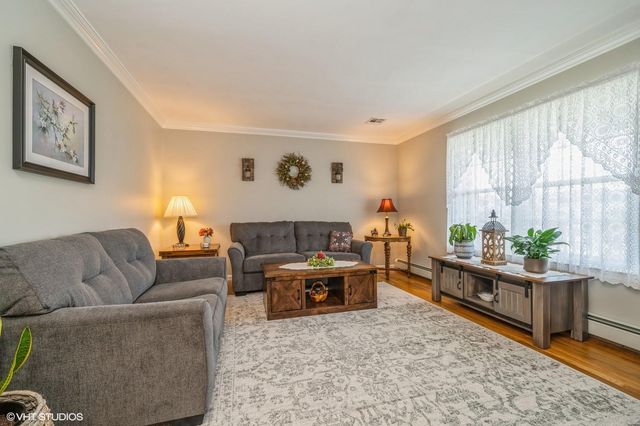 254 Village Drive, Florida, NY 10921