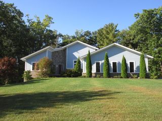 10456 Oak Shore Dr. Drive, Green Oak Twp, MI 48178