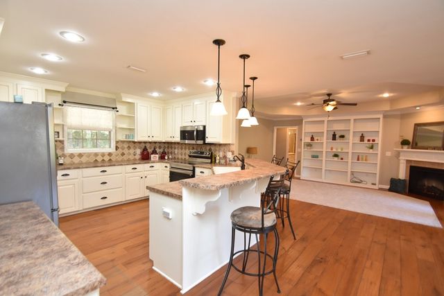 101 Mohegan Dr, Enterprise, AL 36330