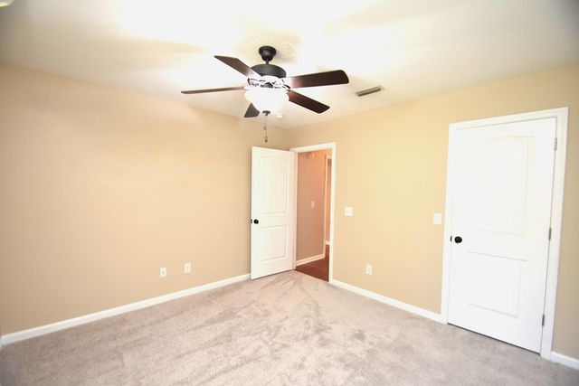 101 Mohegan Dr, Enterprise, AL 36330