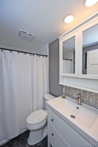 2660 Coshocton Court, Miami Twp, OH 45233