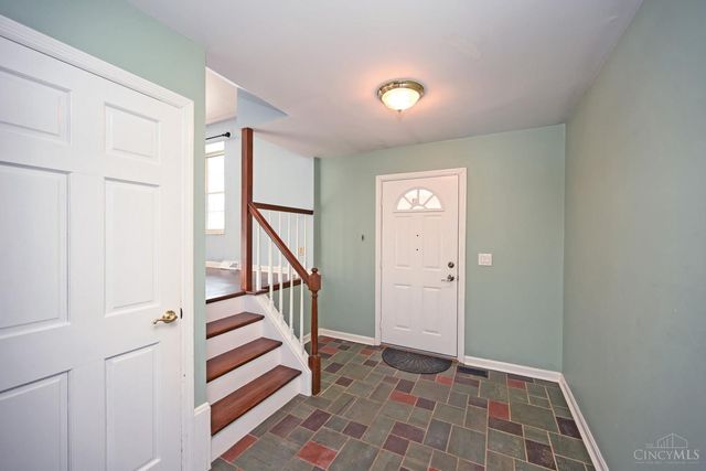 2660 Coshocton Court, Miami Twp, OH 45233