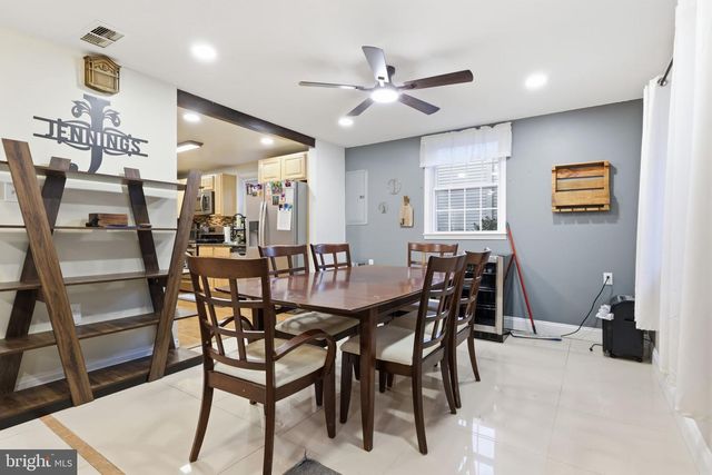 125 COUNTY LINE RD, Feasterville Trevose, PA 19053