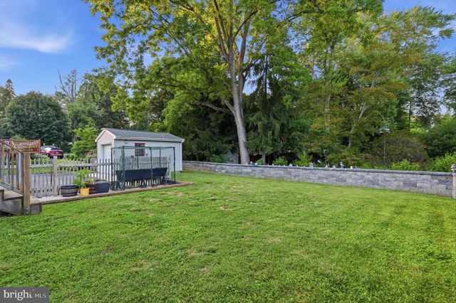 125 COUNTY LINE RD, Feasterville Trevose, PA 19053