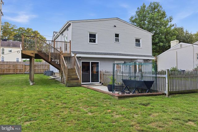 125 COUNTY LINE RD, Feasterville Trevose, PA 19053