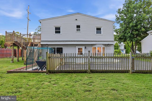 125 COUNTY LINE RD, Feasterville Trevose, PA 19053