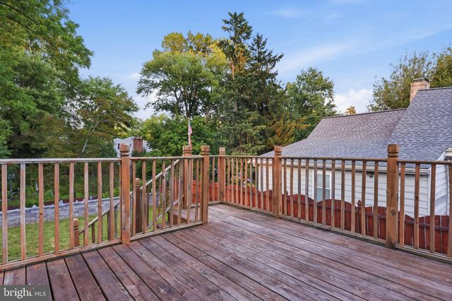 125 COUNTY LINE RD, Feasterville Trevose, PA 19053