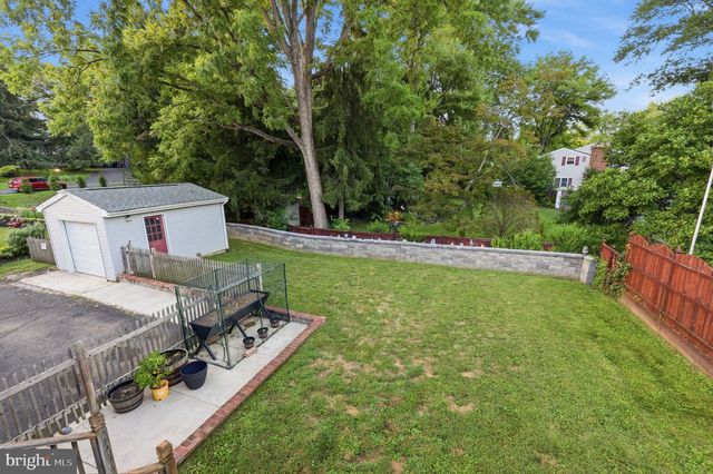 125 COUNTY LINE RD, Feasterville Trevose, PA 19053